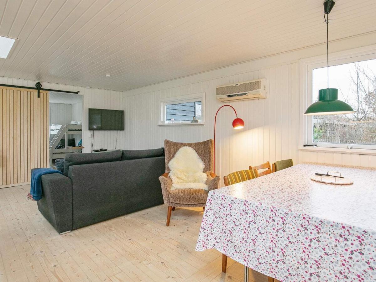 7 Person Holiday Home In Frederikshavn Exterior photo